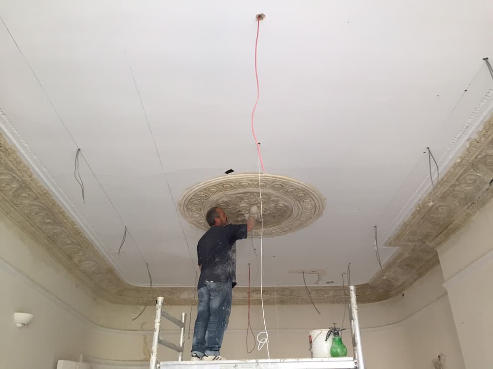 restoring ceiling rose
