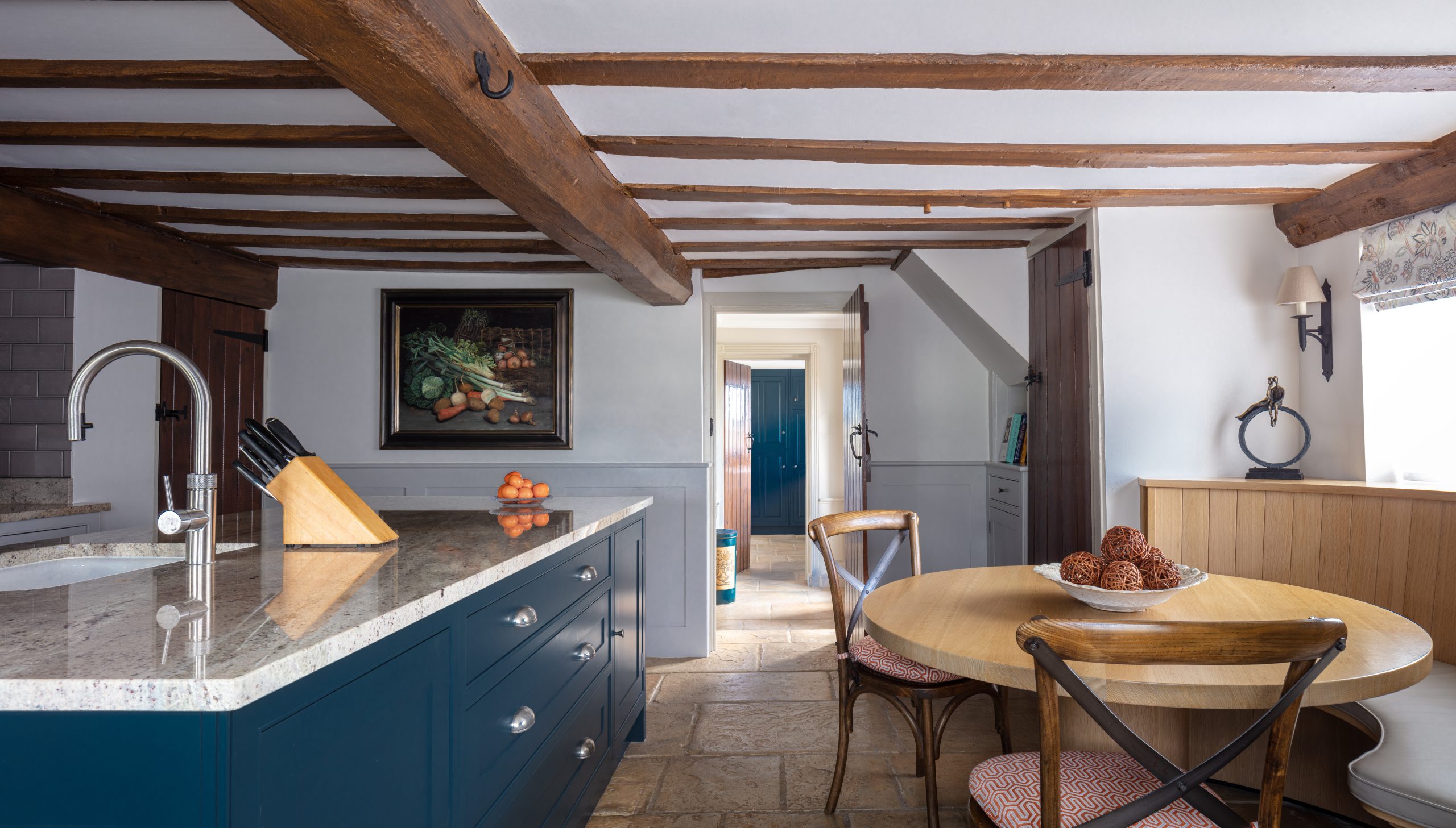 RW_HillFarm_Kitchen_Connection