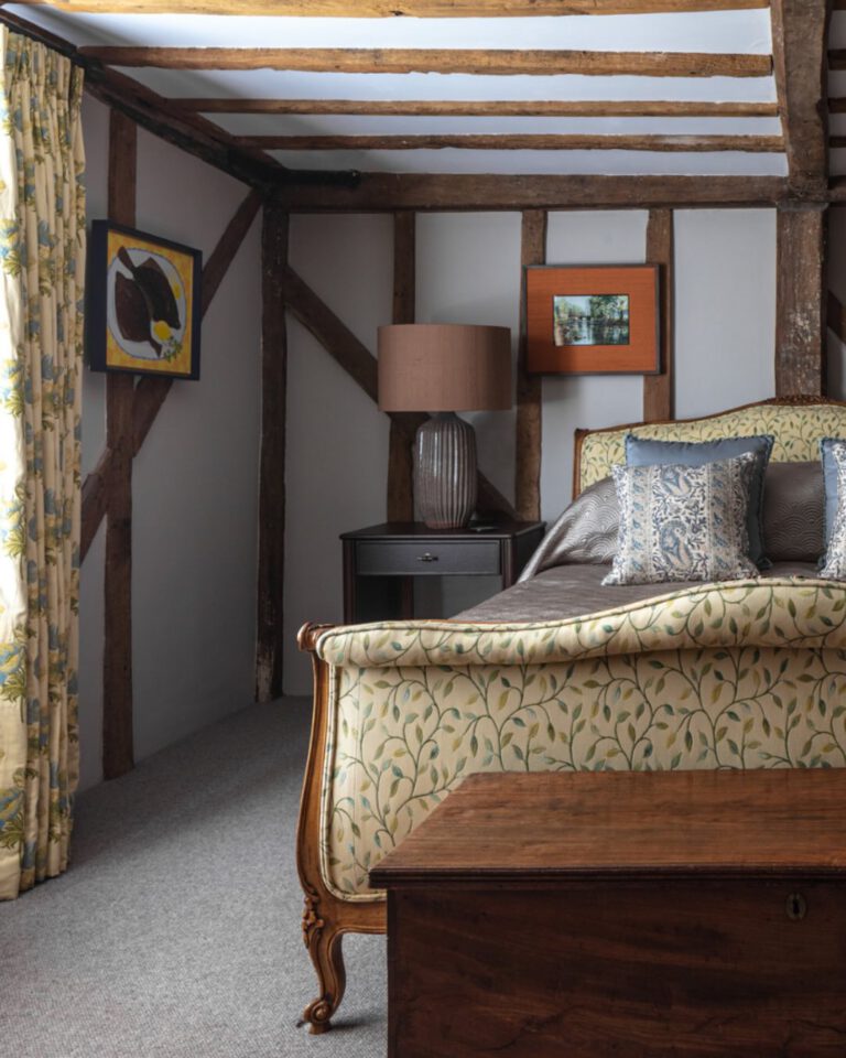 Instagram post from roswilsondesign. This post is in position 5.